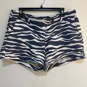 Vineyard Vines Black and White Zebra Print Women's Shorts
